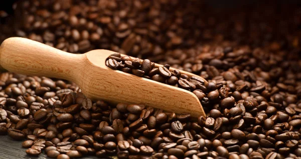 Coffee Beans Wooden Spoon Pile Coffee Beans — Stock Photo, Image
