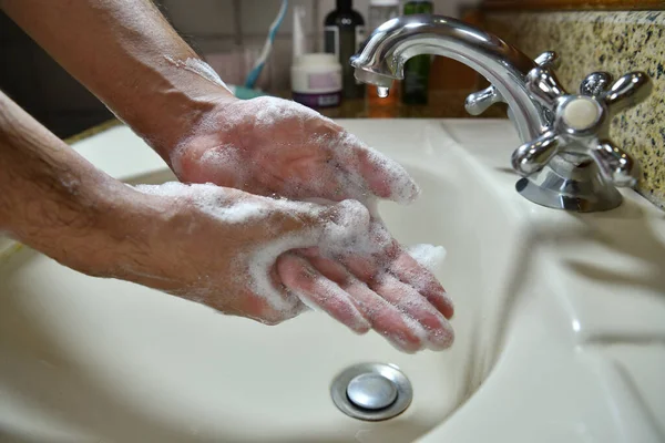 Lavar Mãos Esfregadas Enxaguadas Com Sabão Desinfetante Para Higiene Proteção — Fotografia de Stock