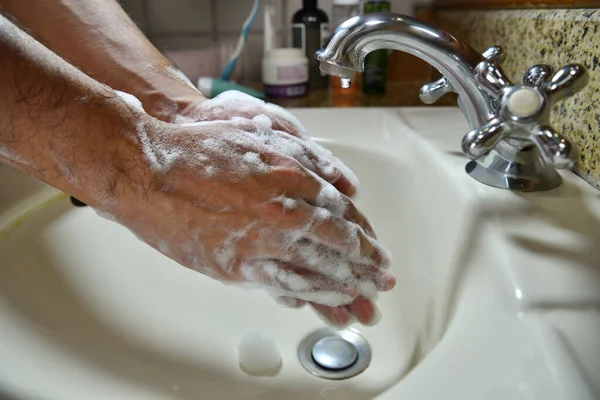 Lavar Mãos Esfregadas Enxaguadas Com Sabão Desinfetante Para Higiene Proteção — Fotografia de Stock