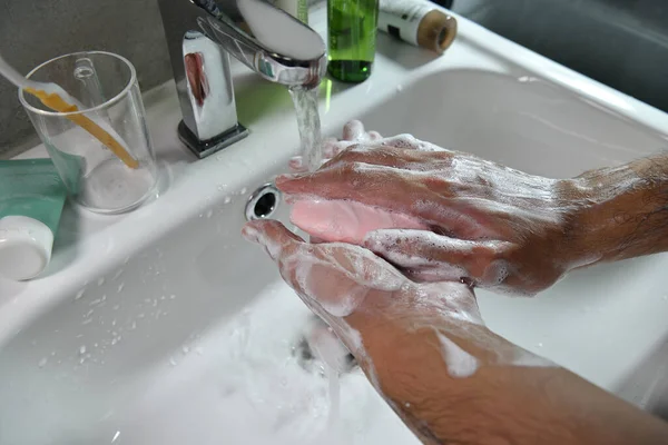 Lavar Mãos Esfregadas Enxaguadas Com Sabão Desinfetante Para Higiene Proteção — Fotografia de Stock