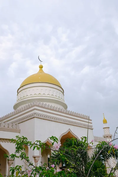 Cotabato Grand Mosque interior — Stockfoto