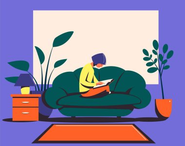 Kanepede oturan kız kitap okuyor. Evinde dinlen. Düz vektör illüstrasyonu.