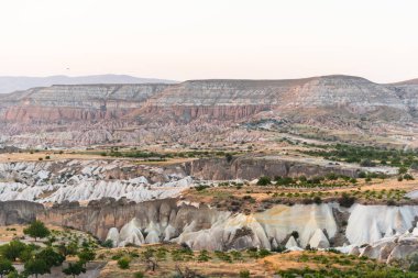 Kırmızı Gül Vadisi panoramik görünümü, Kapadokya, Türkiye.