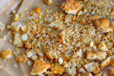 Susamlı ve fıstıklı patlamış mısır..