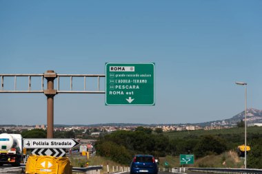 Roma 'da yol tabelası.