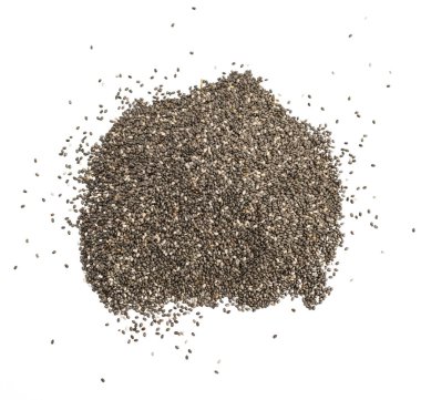Beyaz arka planda yalıtılmış chia tohumu yığını. Yukarıdan bak, tasarım ögesi. Chia tohumları konsepti.