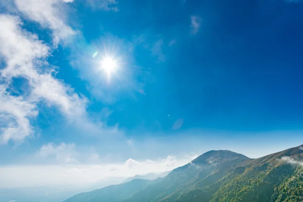 Paisaje Montañas Día Soleado —  Fotos de Stock