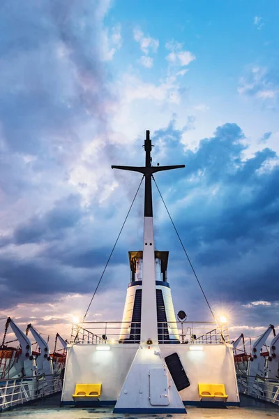 Barcos Salvavidas Grúas Cubierta Ferry — Foto de Stock