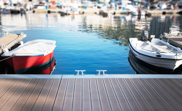 Quai Avec Bateaux Amarrés — Photo