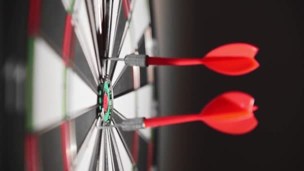 Enge Sicht Der Darts Spiel — Stockvideo