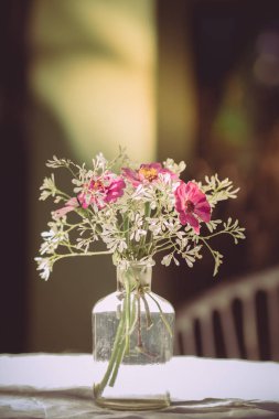 Vazo çiçek Vintage tarzı açık çeşitli türde yaşayan