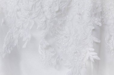 Gelin elbise kumaş ve güzel nakış weddi detayları