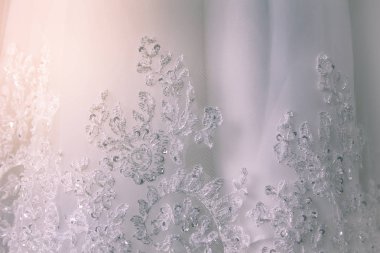 Gelin elbise kumaş ve güzel nakış weddi detayları