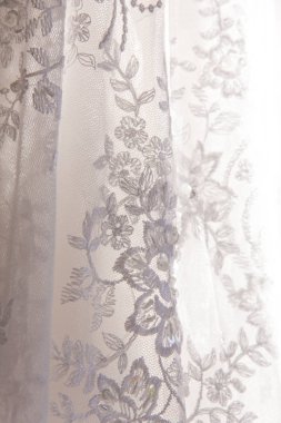 Gelin elbise kumaş ve güzel nakış weddi detayları