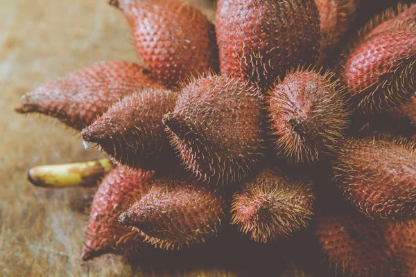 Tayland'ın kırmızı meyve 