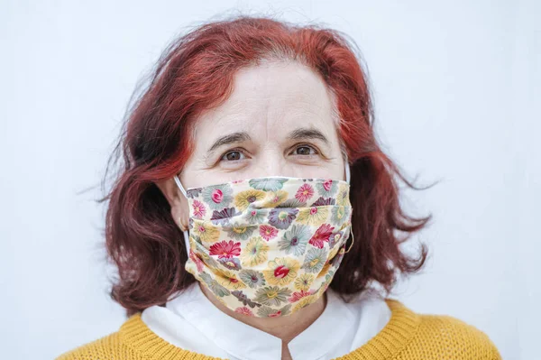 Portrait Mature Woman Protective Mask — Stock Photo, Image