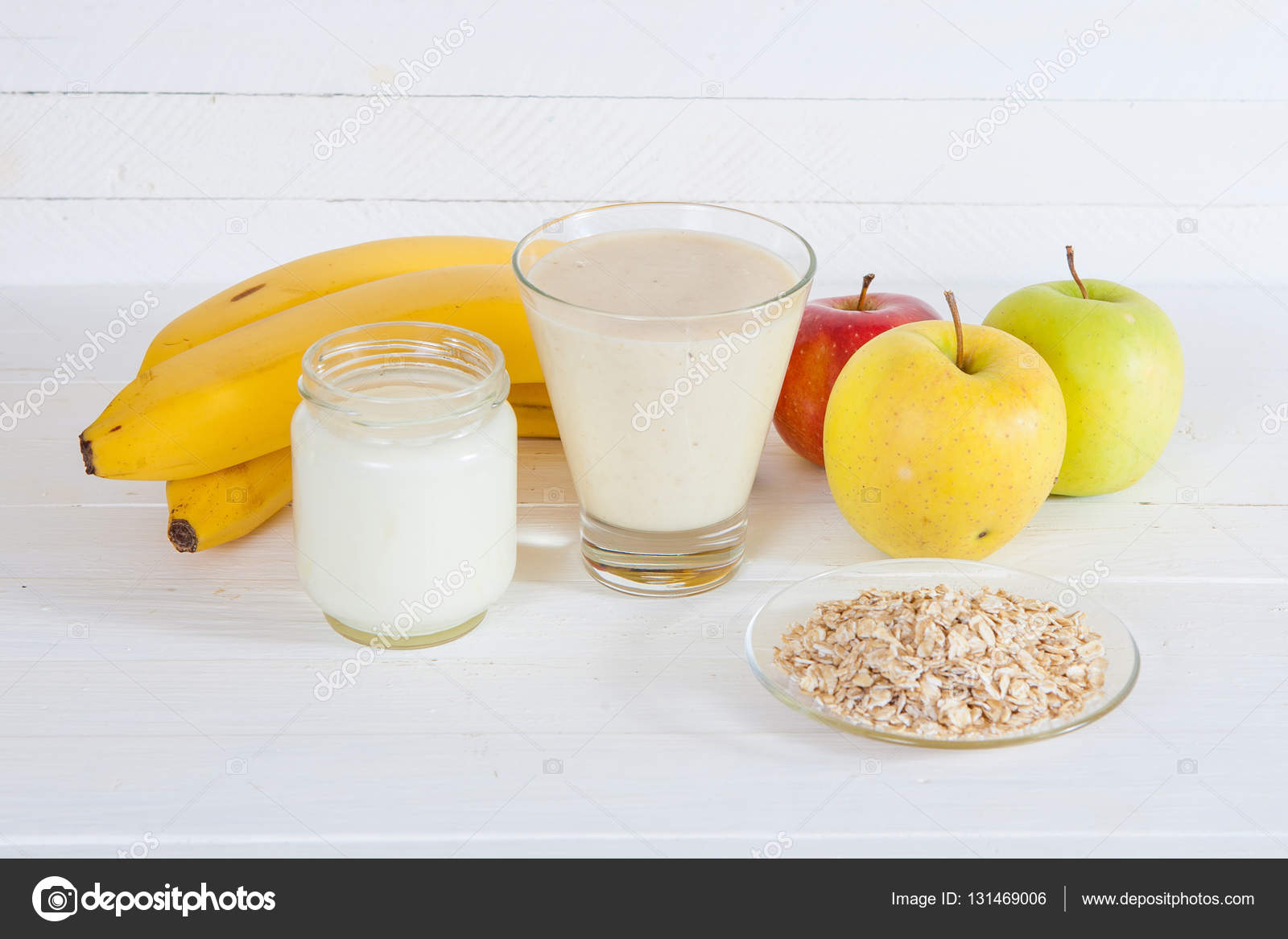 Batido cremoso de plátano y manzana Batido cremoso de plátano y manzana
