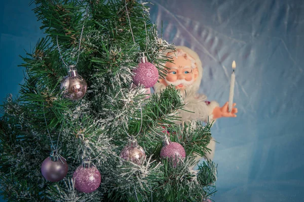 Arbre de Noël avec Père Noël claus — Photo