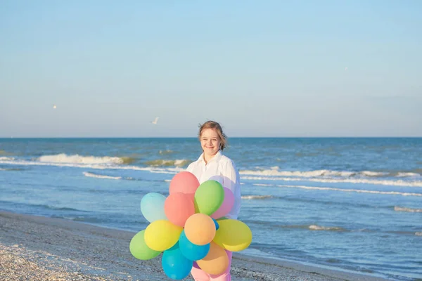 Girl seventeen-year-old with Down syndrome. — Stock Photo, Image