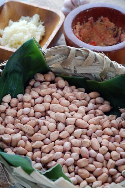 В'єтнамська Снак продовольства, смаженою арахісове — стокове фото