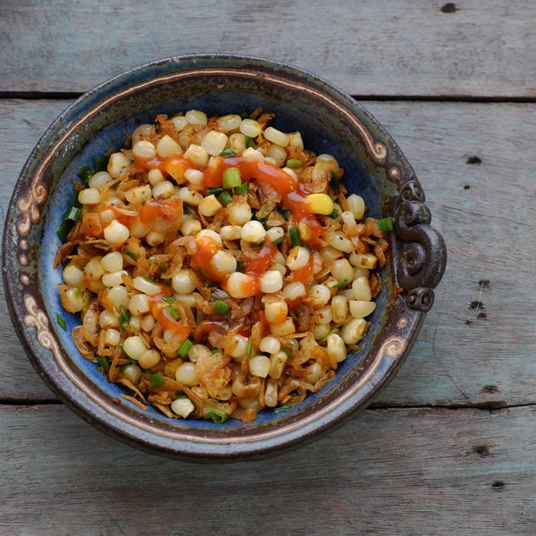 Vietnam sokak gıda, mısır kızarmış kurutulmuş karides