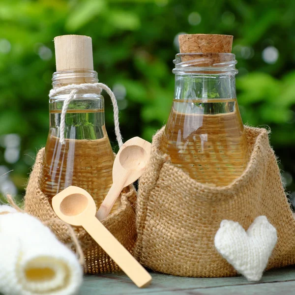 Hindistan cevizi yağı kavanoz