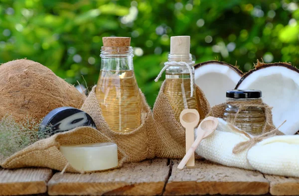 Hindistan cevizi dan doğal kozmetik