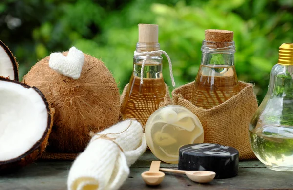 Natural cosmetics from coconut