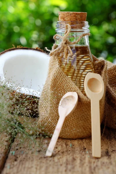 Doğa kozmetik, Hindistan cevizi yağı