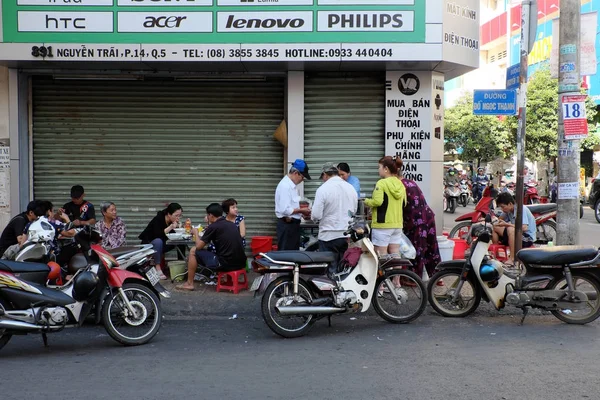 В'єтнамський за межами ресторан — стокове фото