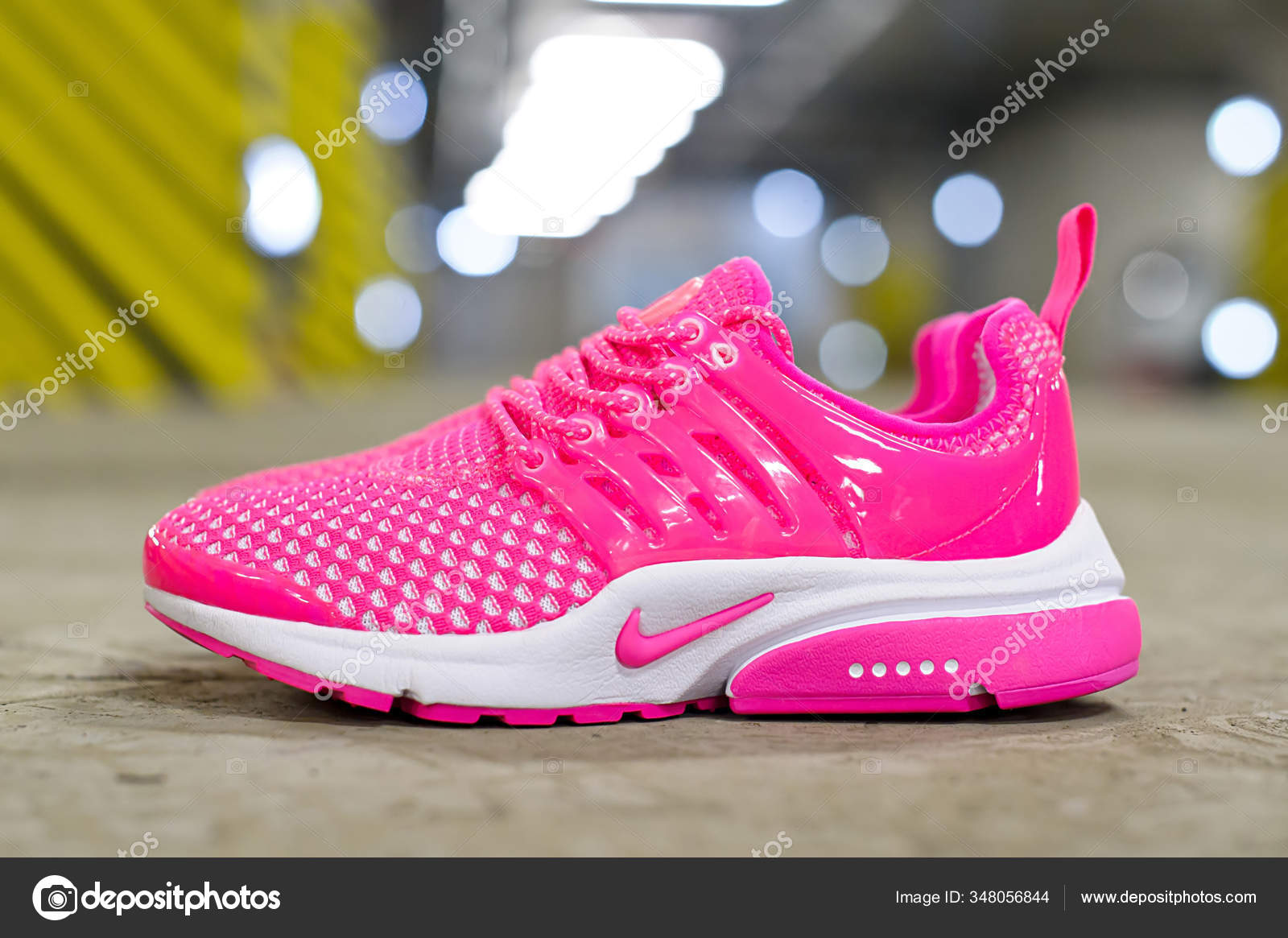 nike presto light pink