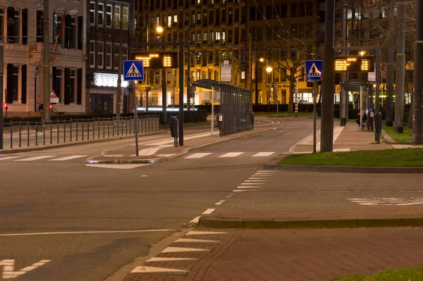 Arnhem Netherlands February 2020 Empty Bus Stop Few People Waiting — Stockfoto