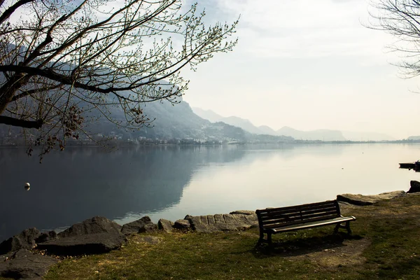 Schiffbare Bergseen — Stockfoto