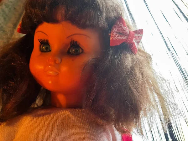 Puppe mit melancholischem Blick — Stockfoto