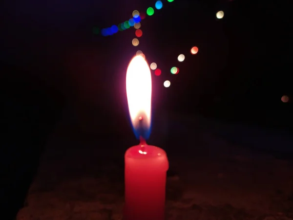 Une Flamme Bougie Donne Lumière Dans Nuit Noire Avec Léger — Photo