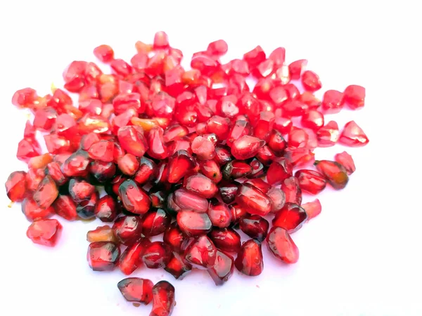 Čerstvé Červené Sladkosti Granátové Semínko Izolované Bílém Pozadí — Stock fotografie