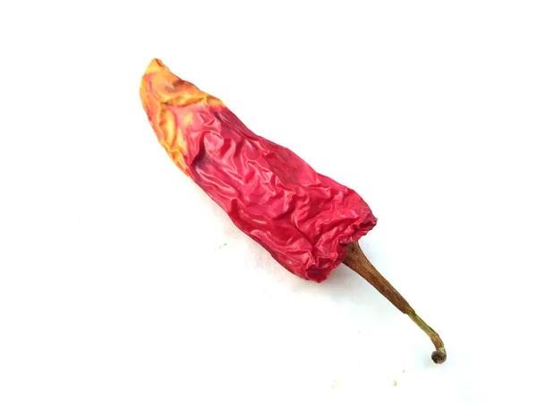 Getrocknete Rote Chili Oder Chili Cayennepfeffer Isoliert Auf Weißem Hintergrund — Stockfoto