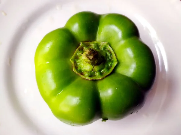 Some Fresh Healthy Green Pepper Put White Plate — Stok fotoğraf