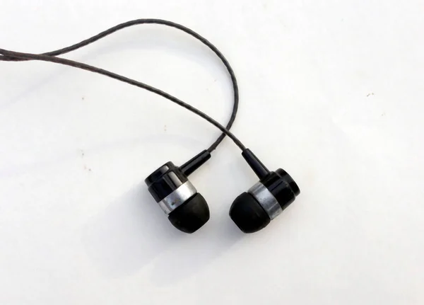 Mart Phone Schwarzes Ohrhörer Isoliert Auf Weißem Hintergrund — Stockfoto