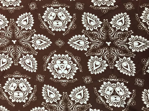 Hermosas flores patrón en batik fablic — Foto de Stock