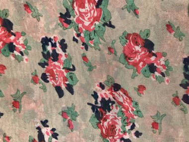 batik arka plan üzerinde güzel renkli çiçekler 