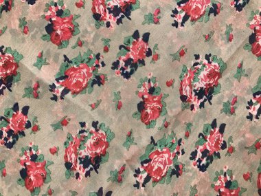 batik arka plan üzerinde güzel renkli çiçekler 