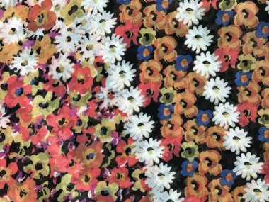 batik arka plan üzerinde güzel renkli çiçekler 