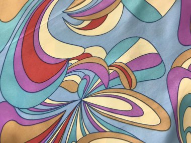 batik arka plan üzerinde güzel renkli çiçekler 