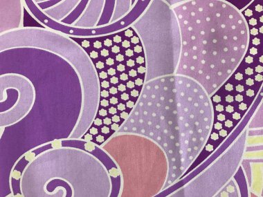 batik arka plan üzerinde güzel renkli çiçekler 