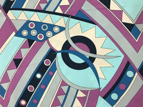 batik arka plan üzerinde güzel renkli çiçekler 