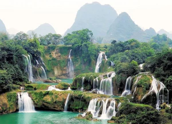Grenzüberschreitender Wasserfall von Guangxi-Detian Stockfoto