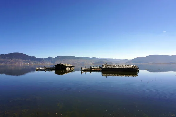 Stallet Översvämmat Vid Yila Grassland Napa Lake Hai Yunnan Kina — Stockfoto