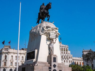 General Jos San Martn 'ın heykeli. Ülkenin bağımsızlığı için Peru 'nun kurtarıcısı. San Martin Meydanı, Lima Şehri, Peru 