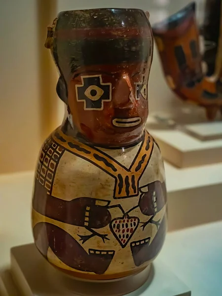 ペルー 彩色土器 クジラ インカ 在庫僅少】 今年も話題の ペルー 彩色